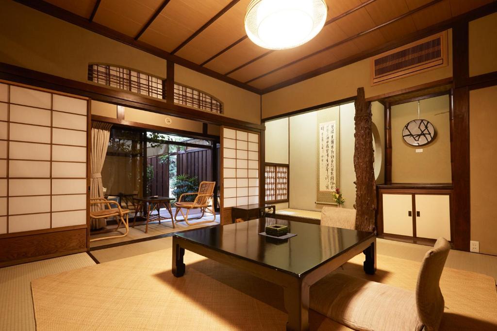 Matsudaya Hotel Traditional Tatami Room