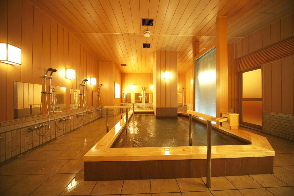 Matsui Bekkan Hanakanzashi Onsen Bath