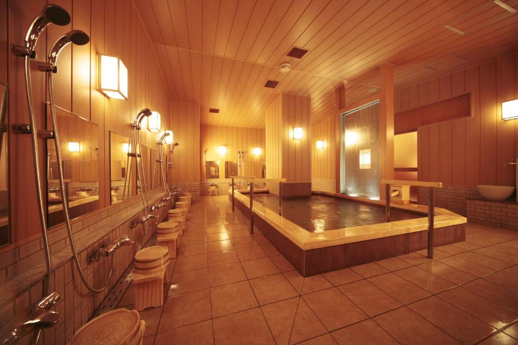 Matsui Bekkan Hanakanzashi Onsen Bathroom