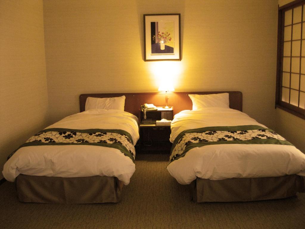 Matsunoyu Tamatsukuri Twin Bed Room
