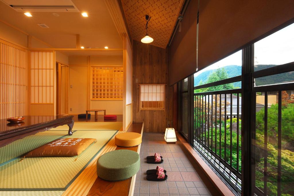 Meitei No Yado Hotel Koshien Tatami Room View
