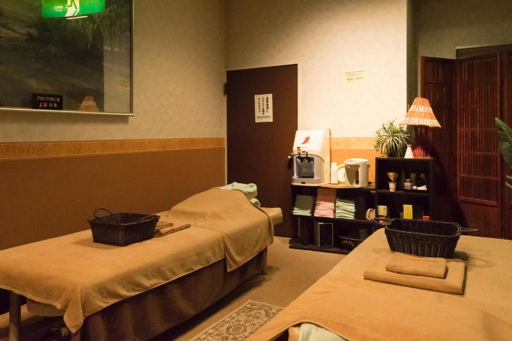Mikunioceanresortandhotel Massage Room