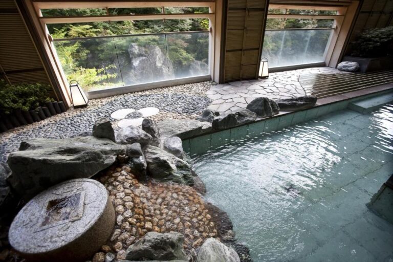 Minakami Hotel Juraku Onsen View