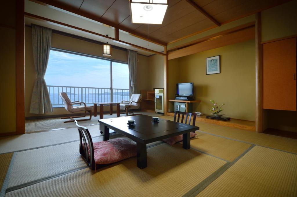 Minami Sanriku Hotel Kanyo Tatami Room View