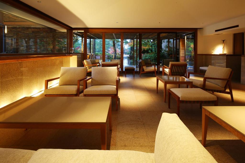 Monjusou Japanese Resort Modern Lounge