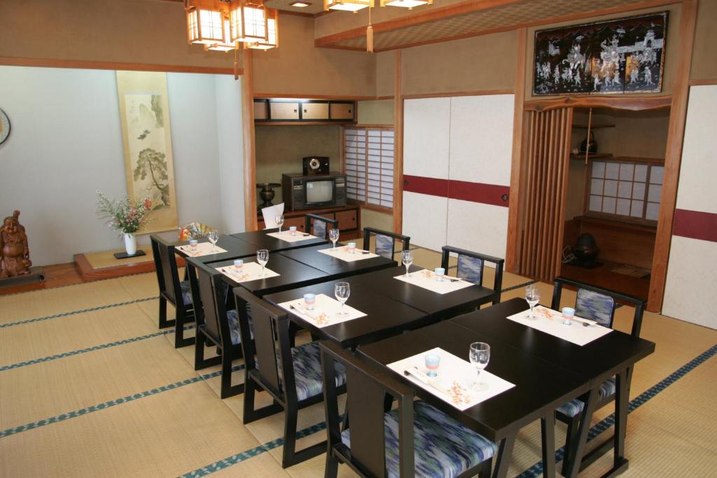 Myoko Mountain Hamlet Onsen Inn Kofukan Dining Area