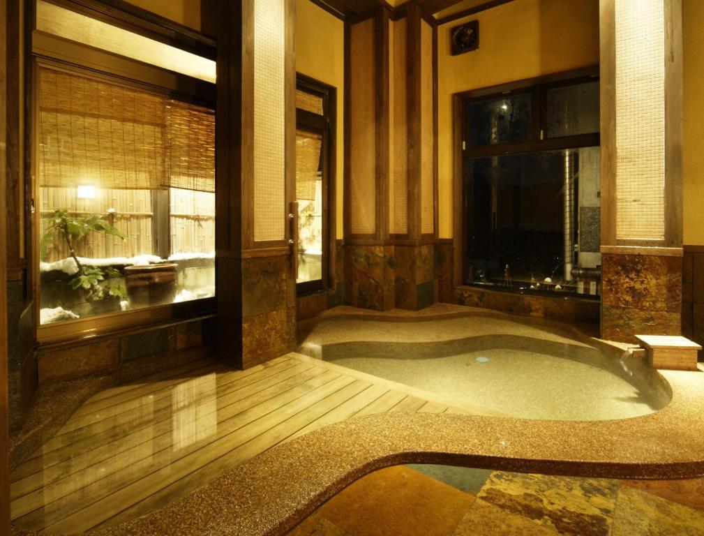 Myoko Mountain Hamlet Onsen Inn Kofukan Indoor Onsen
