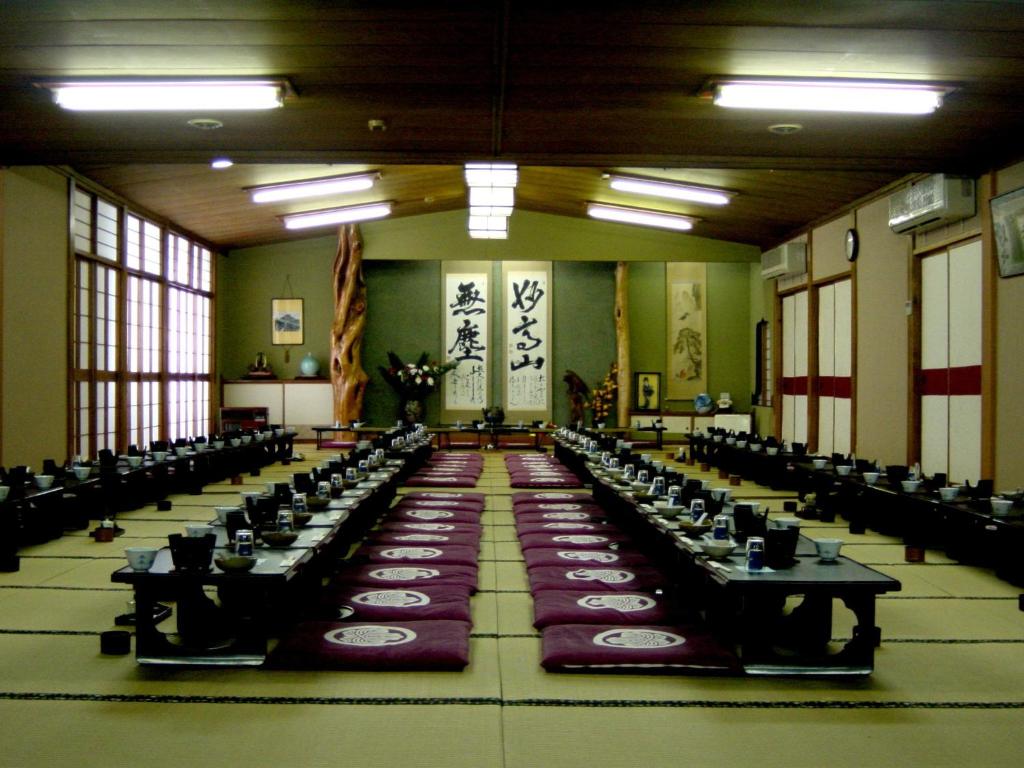 Myoko Mountain Hamlet Onsen Inn Kofukan Traditional Dining Room