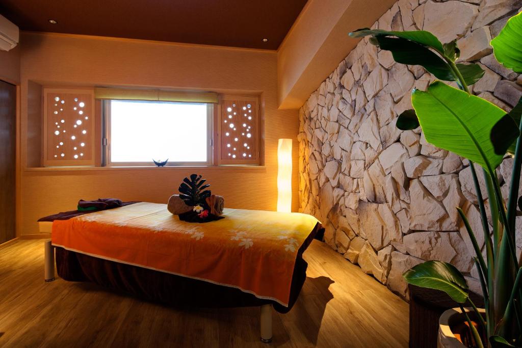 Nagisa No Shou Hanagoyomi Stone Wall Room
