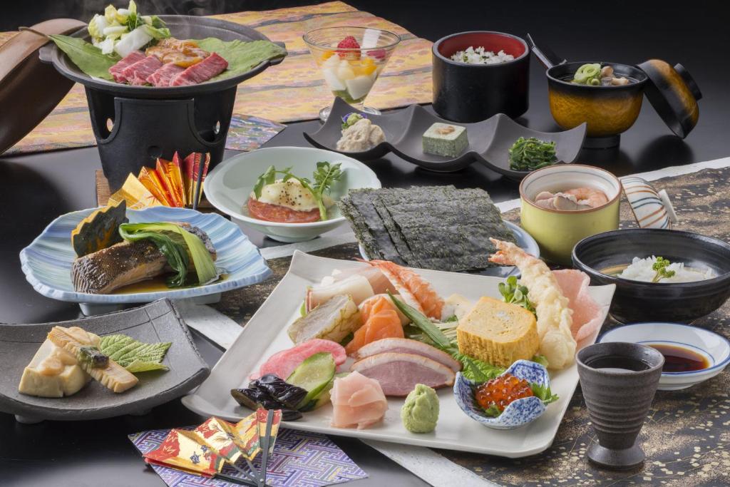 Nakamurakan Kaiseki Meal
