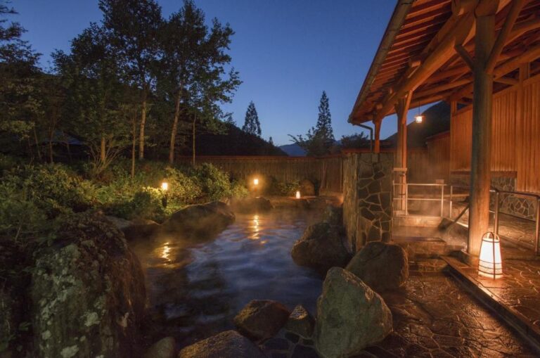 Nakamurakan Outdoor Onsen