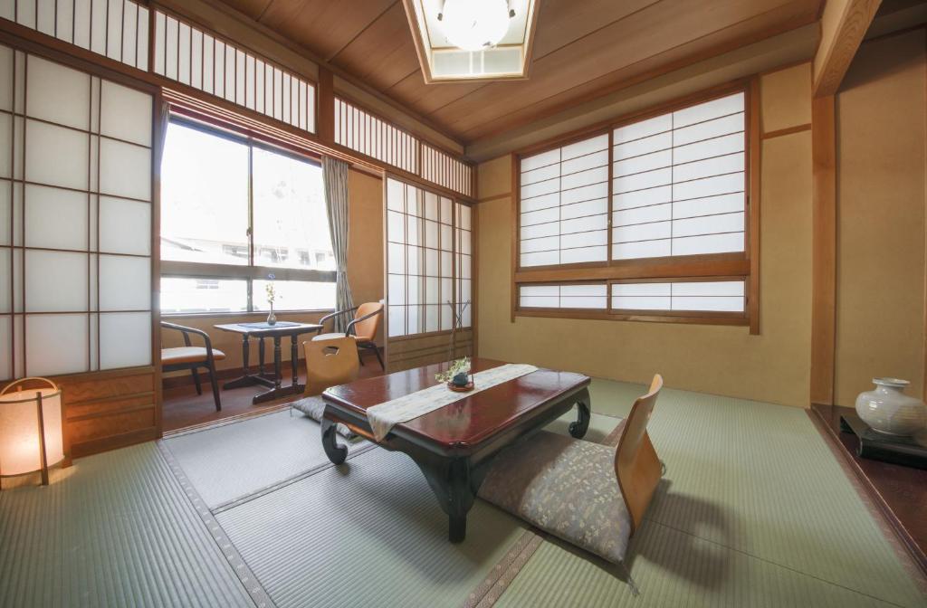 Nakamurakan Traditional Tatami Room