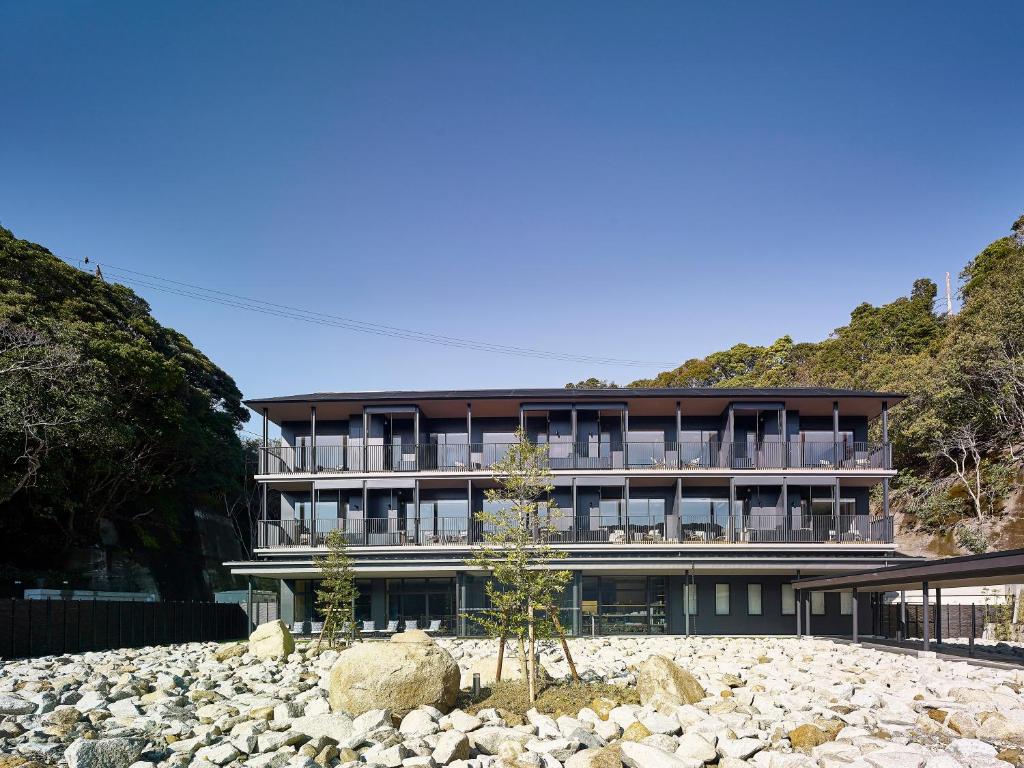 Nakanoshima Modern Exterior