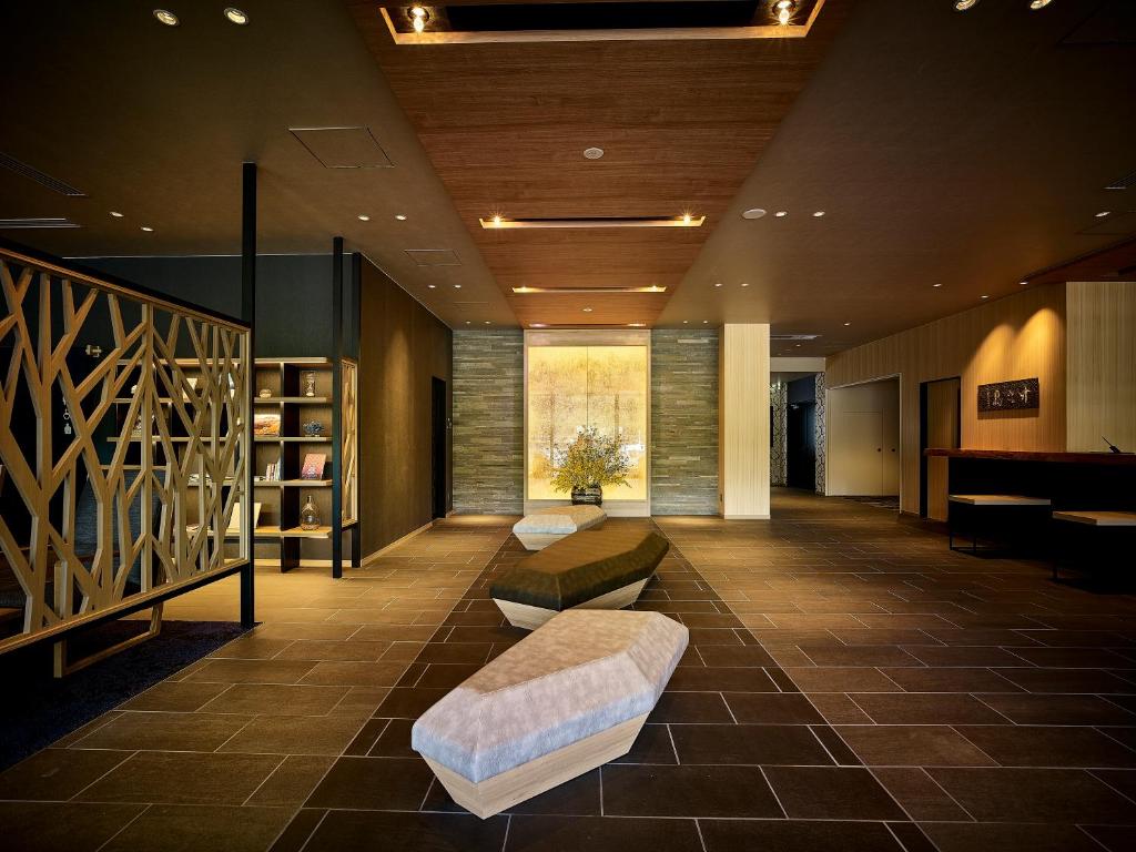 Nakanoshima Modern Lobby