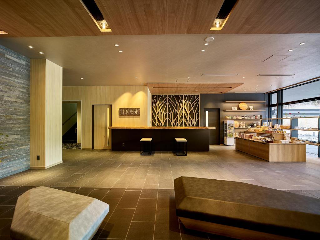Nakanoshima Modern Lobby