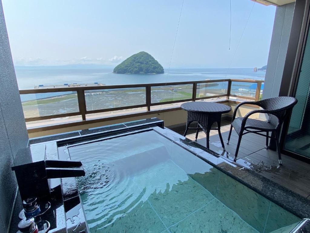 Nambuya Kaisenkaku Onsen Balcony View