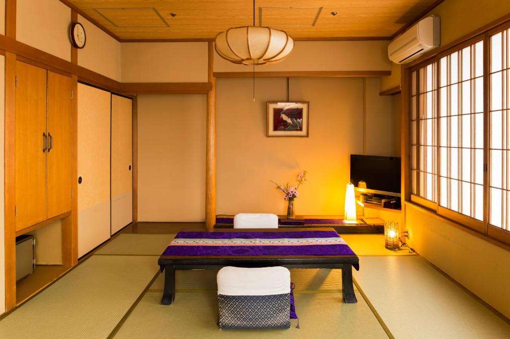 Nishi No Miyabi Tokiwa Tatami Room Traditional Layout