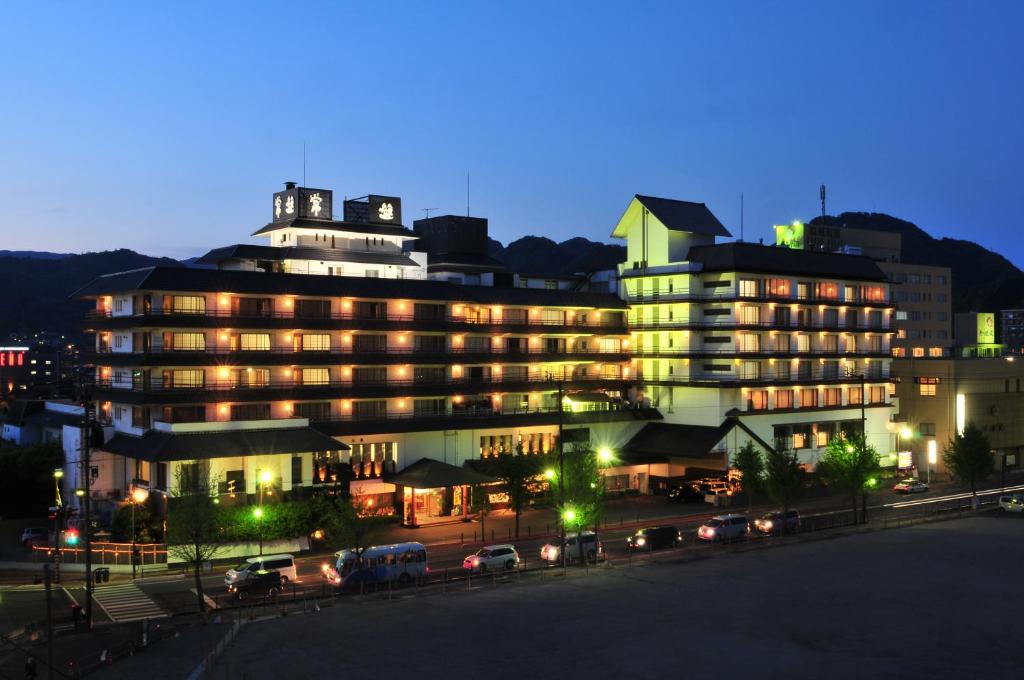 Nishinomiyabi Tokiwa Exterior Night