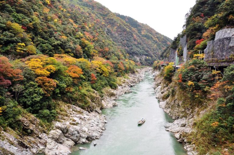 Obokekyo Mannaka River Gorge