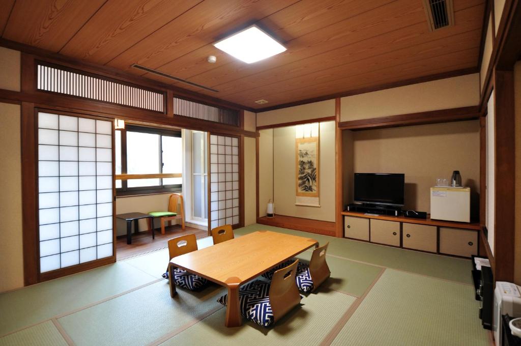 Obokekyo Mannaka Tatami Room Shoji Table