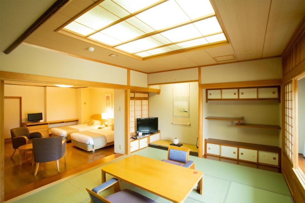 Oe Honke Mixed Room