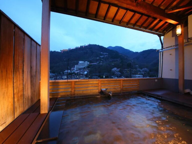 Ogiwarakan Onsen Mountain View