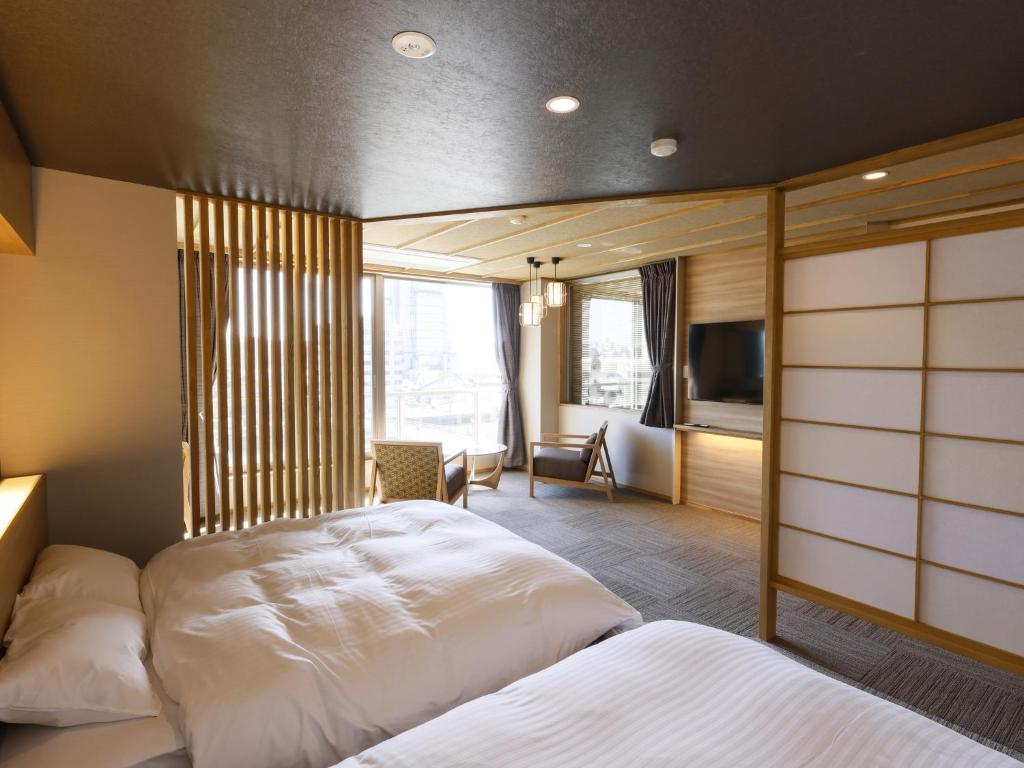 Ohashikan Modern Ryokan Room