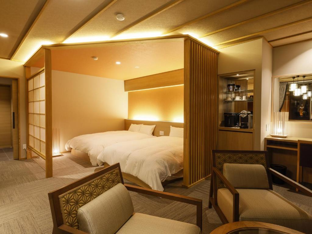 Ohashikan Modern Ryokan Room