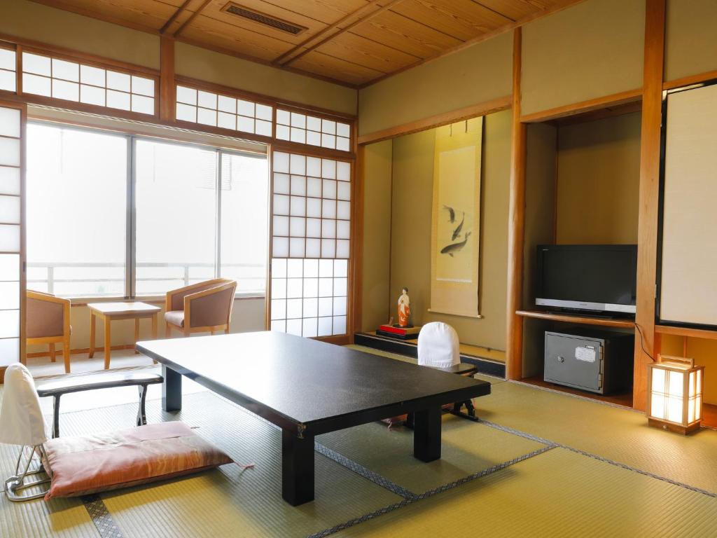 Ohashikan Tatami Room Tea Table