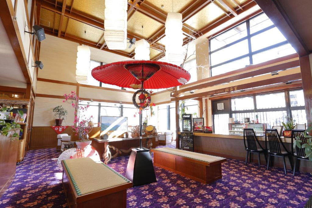 Okada Ryokan Warakutei Lobby
