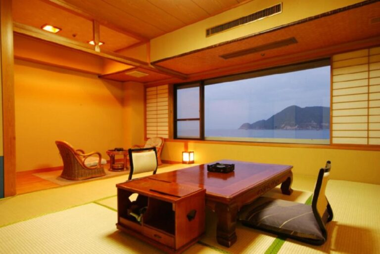 Oku Kinosaki Seaside Hotel Tatami Room Sea View