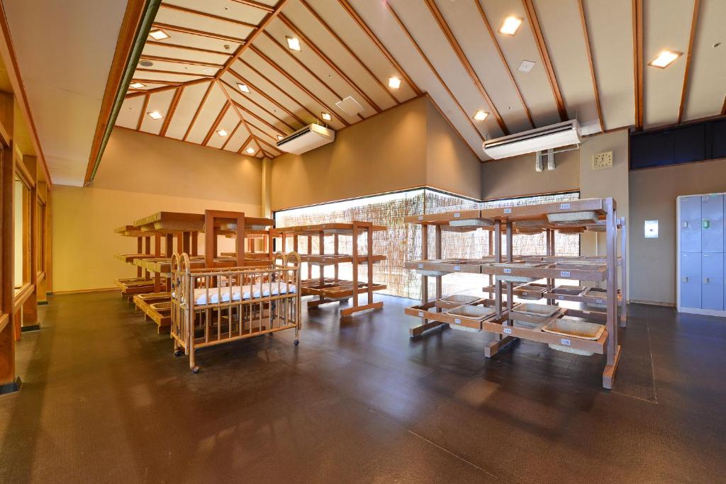 Ooedo Onsen Monogatari Hotel Nagayama Rest Area