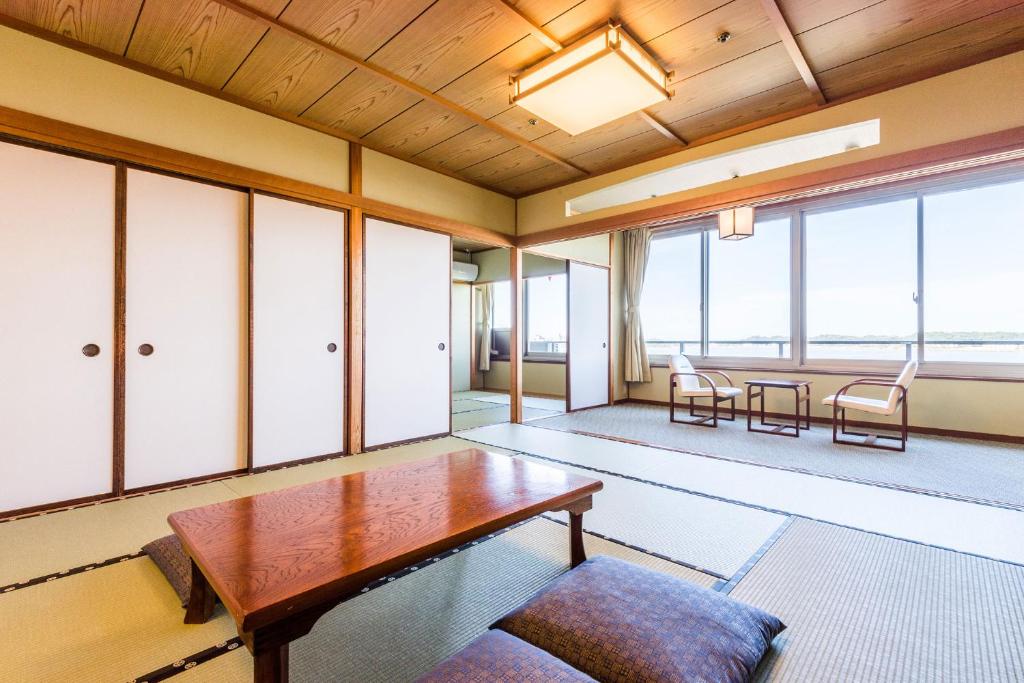 Ooedo Onsen Monogatari Hotel Nagayama Traditional Room View