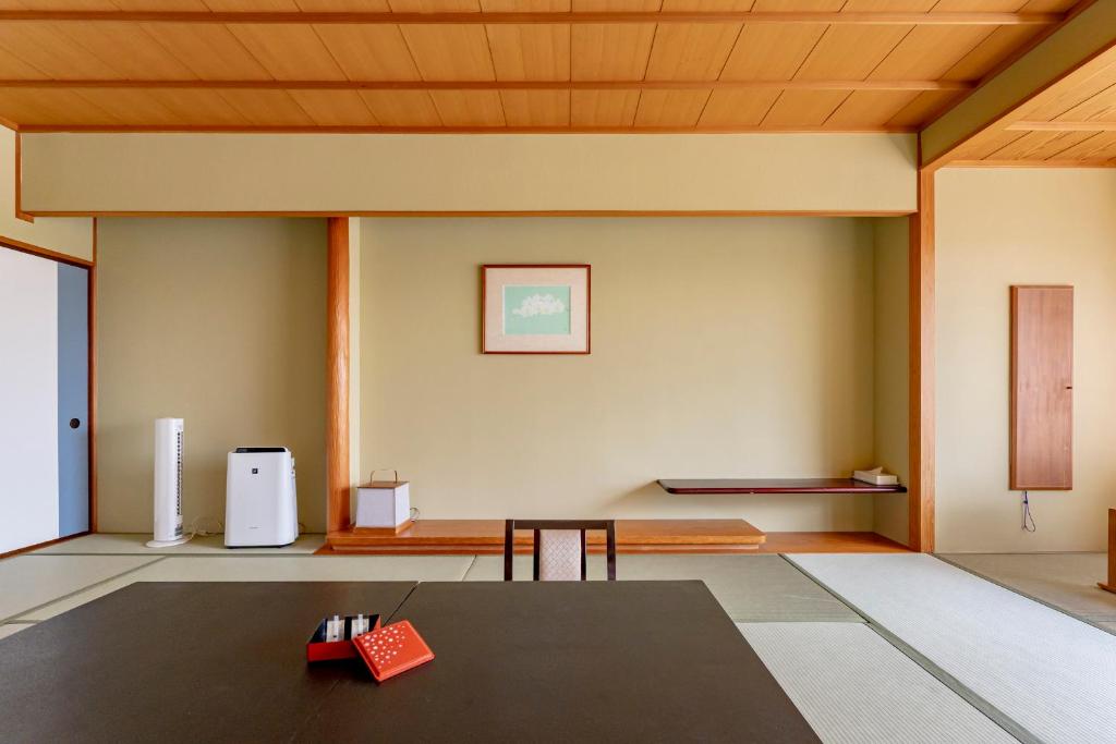 Oshu Akiu Onsen Rantei Tatami Room