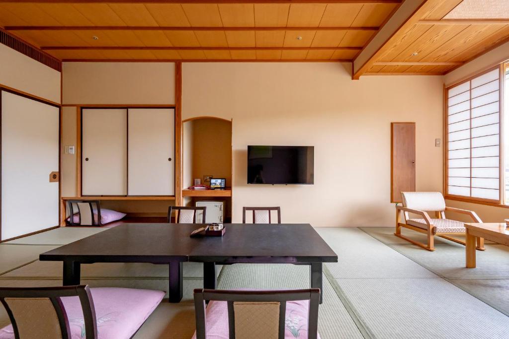 Oshushiuonsenrantei Tatami Room