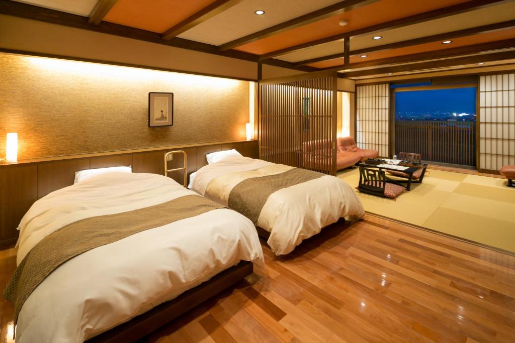 Roppokan Modern Tatami Room
