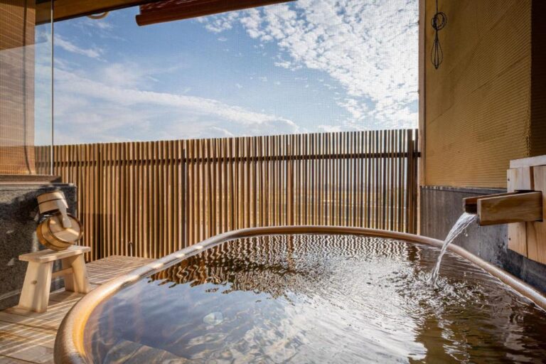 Roppokan Open Air Onsen