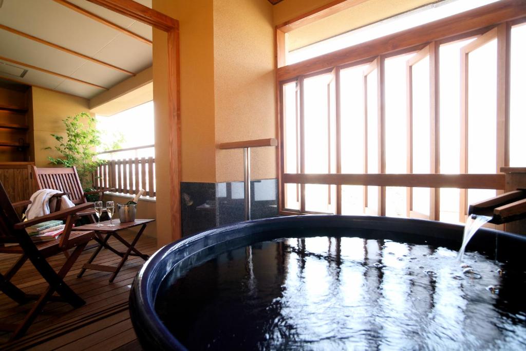 Rurikoh Private Onsen Balcony