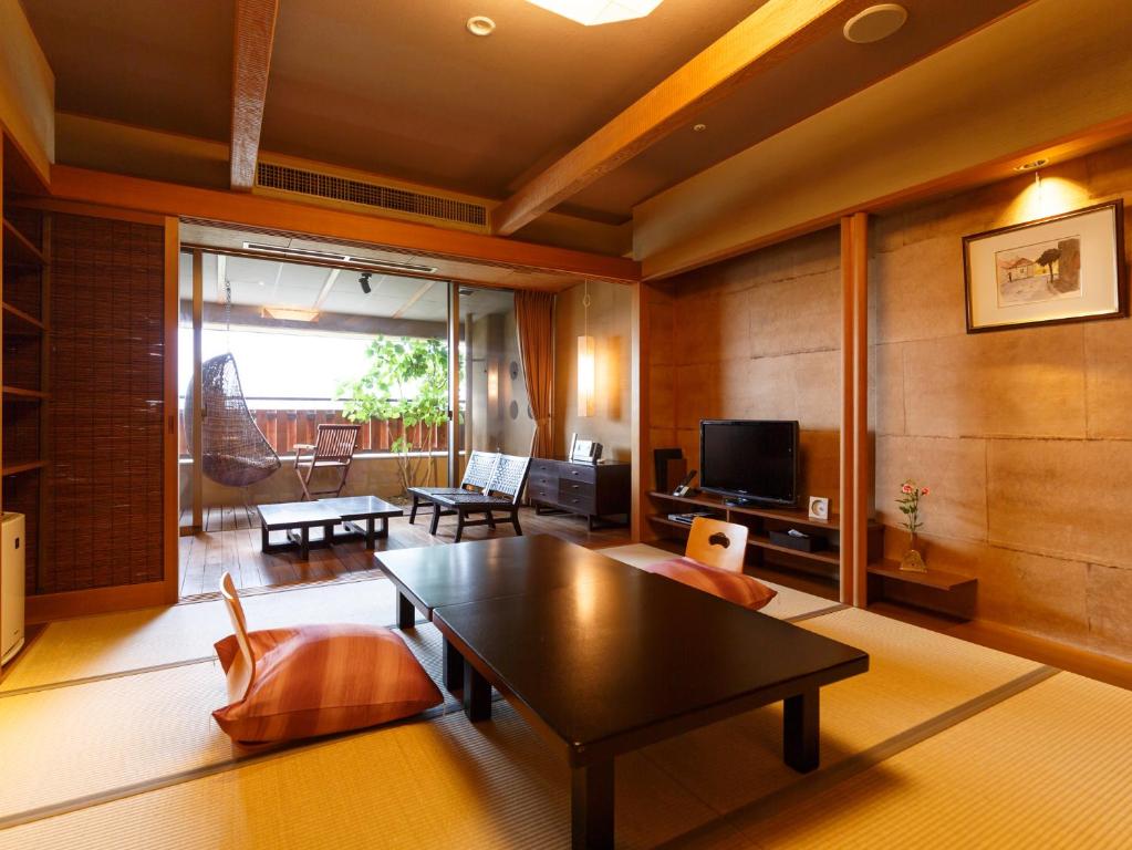 Rurikoh Traditional Tatami Room