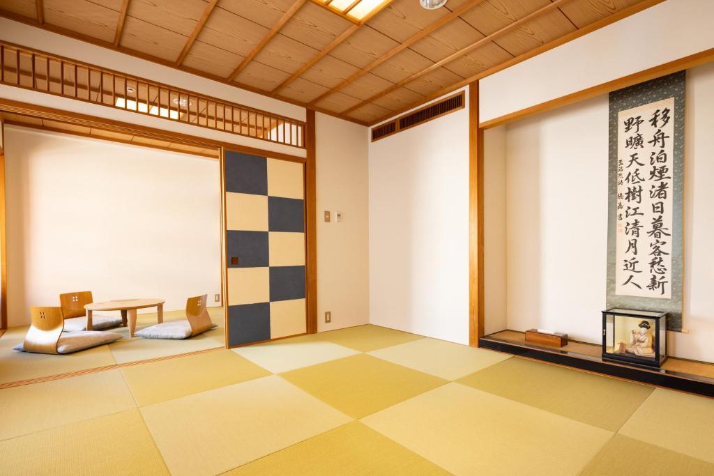 Ryokan Asakusa Shigetsu Tatami Room And Tokonoma