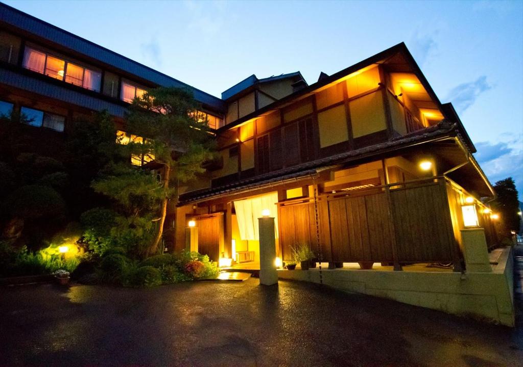 Saikatei Jidaiya Exterior Night