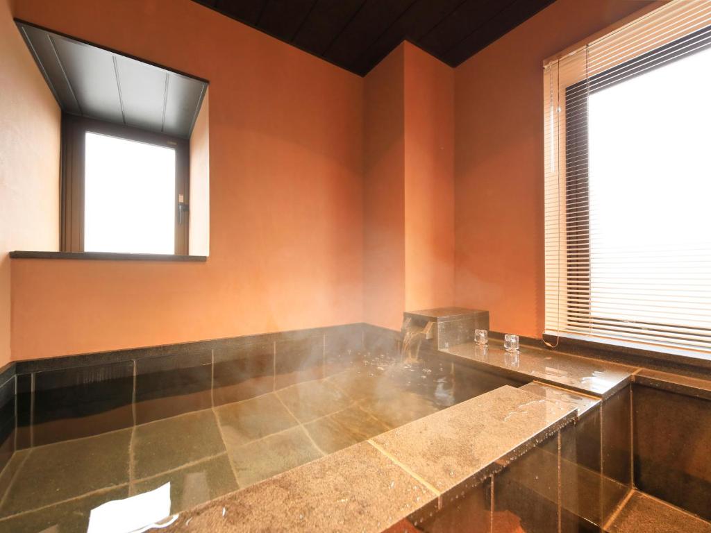 Saikatei Jidaiya Onsen Bath