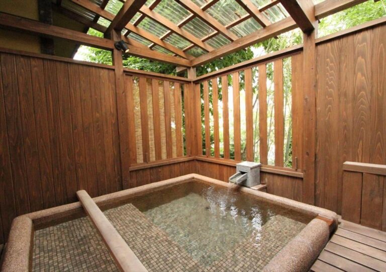 Saikatei Jidaiya Outdoor Onsen