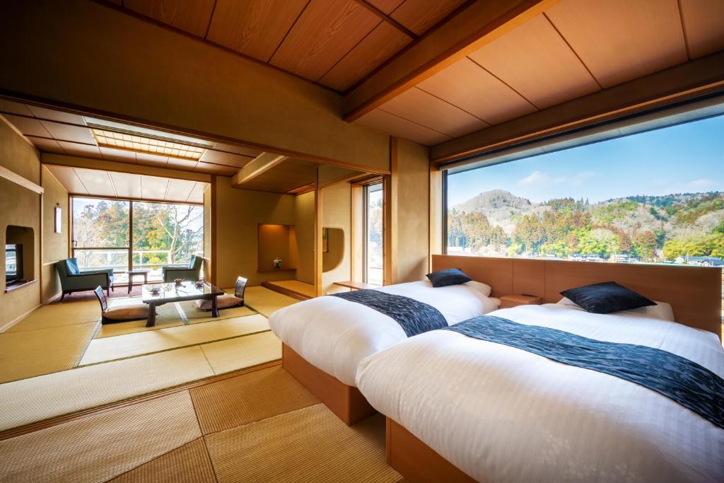 Sakan Modern Tatami Room