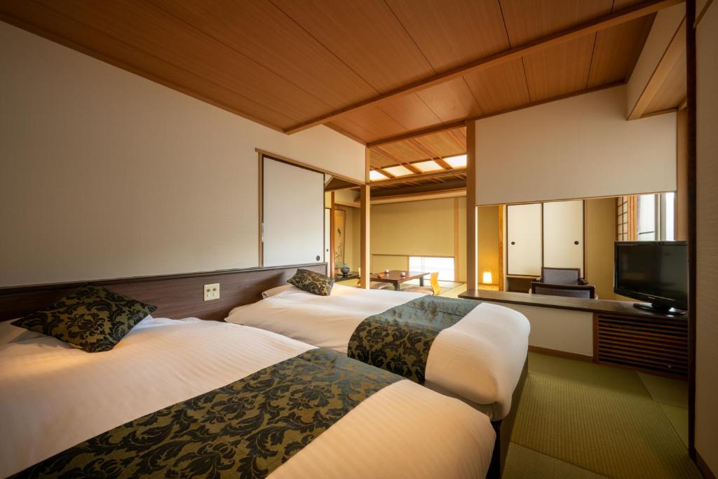 Sakan Ryokan Bedroom Tatami
