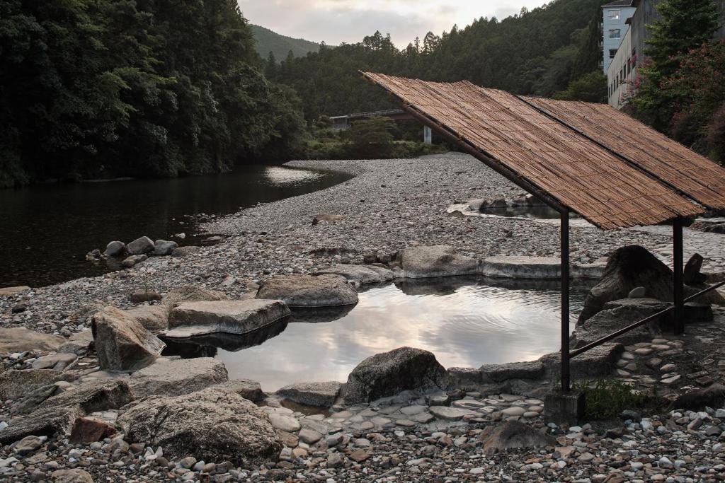 Sansuikan Kawayu Midoriya Outdoor Onsen