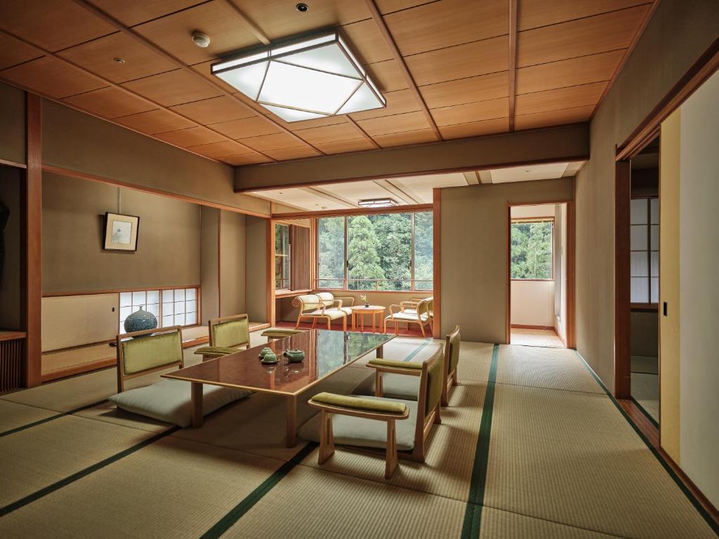 Sansuikan Kawayu Midoriya Tatami Room