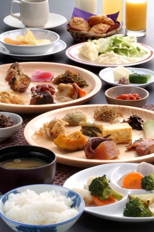 Shunsai No Sho Sakado Castle Breakfast Spread