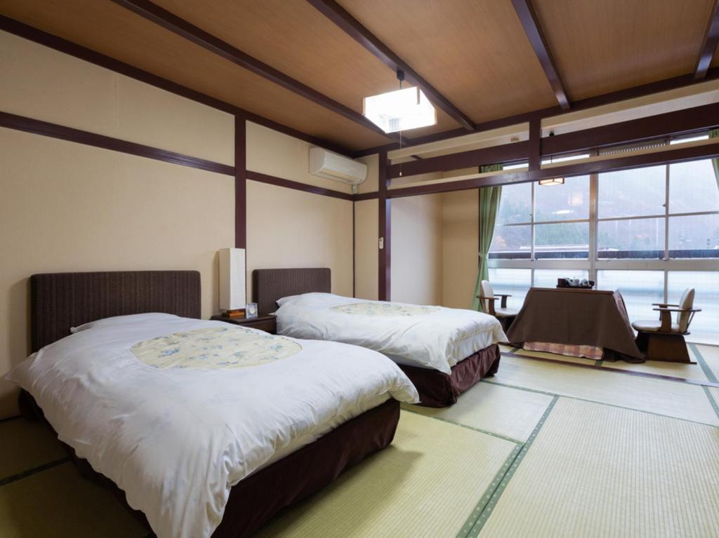 Shunsai No Sho Sakado Castle Tatami Room Beds