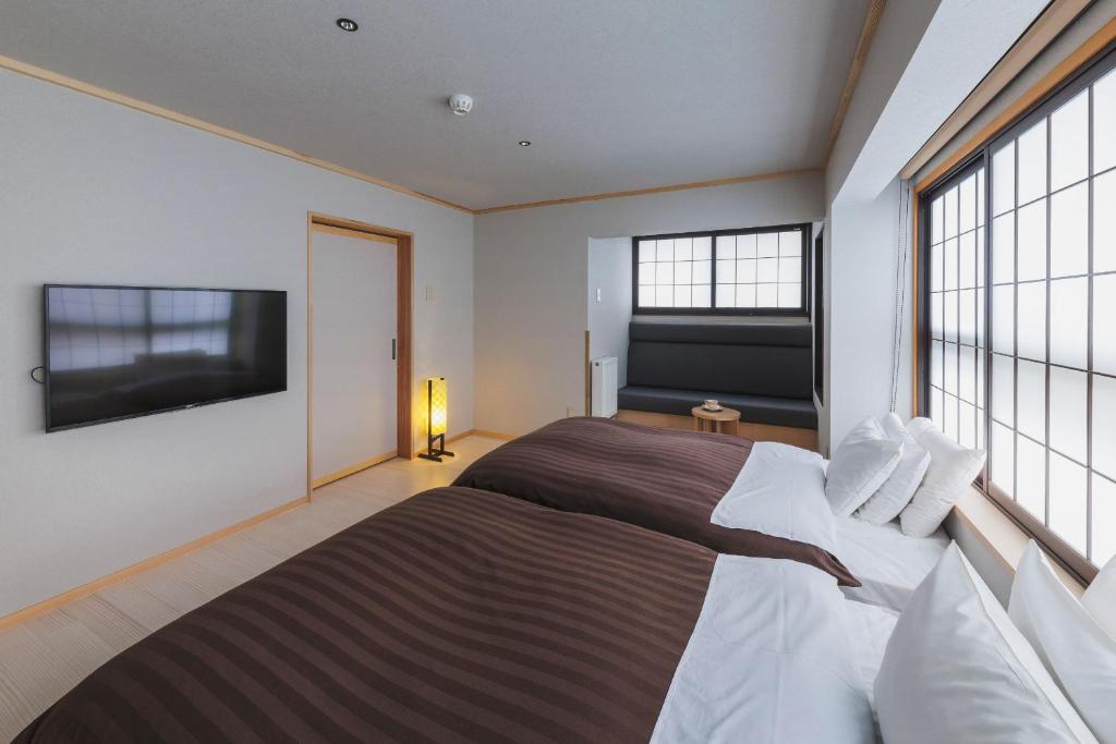 Takamiya Ryokan Miyamaso Modern Room